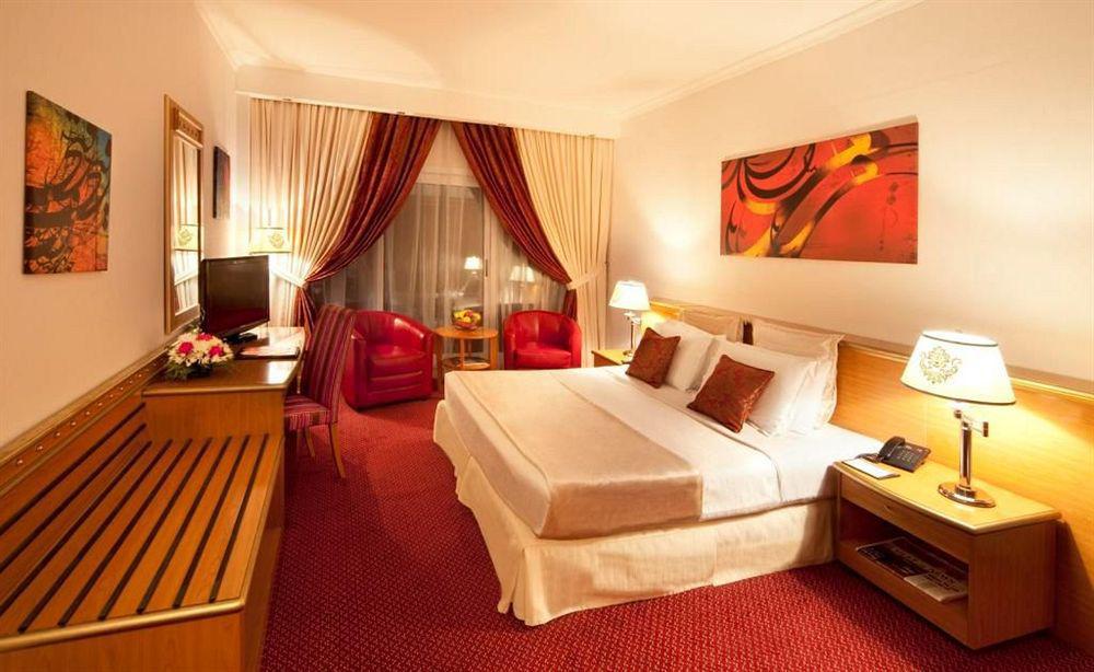 Coral Oriental 4* Dubai